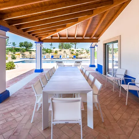 Villa Shantivillas